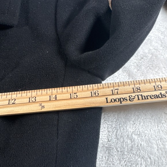J.CREW Wool Blend Size 0 Womens Large Button Black Long Sleeve Lined Peacoat - Picture 2 of 11
